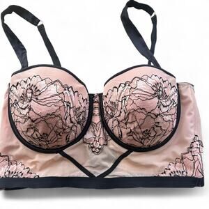 Pink Auden lace bra‎ large EUC Sexy Strapless or straps convertible